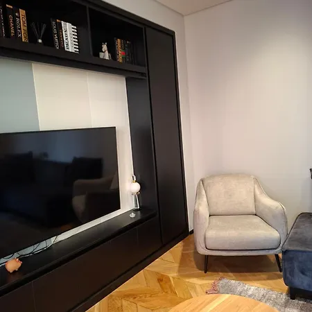Apartment Urban Elegance Tirana